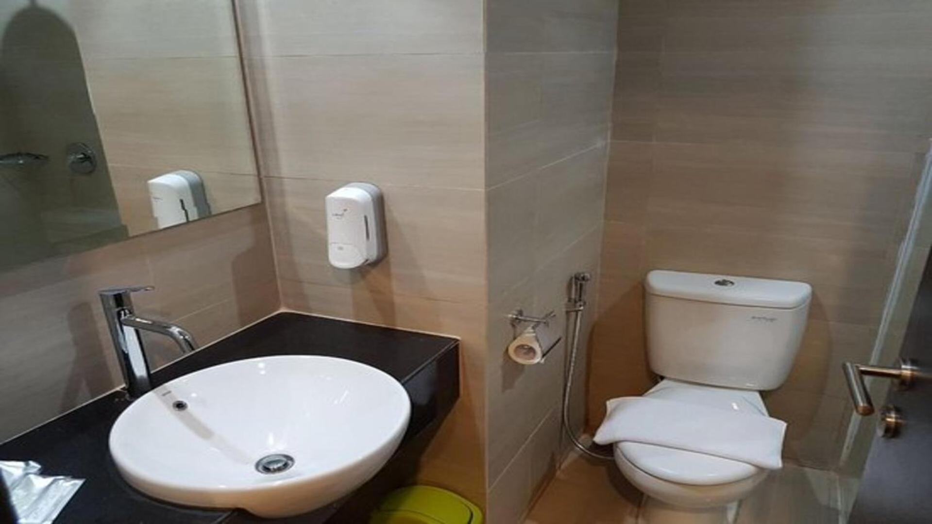 Whiz Prime Khatib Sulaiman Hotel 3*